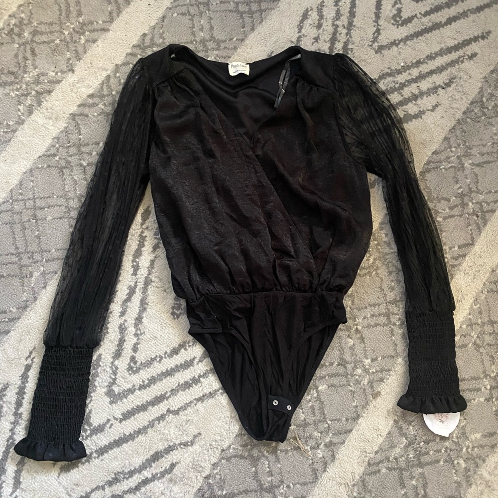 Gorgeous PeachLove bodysuit with mesh sleeves NWOT